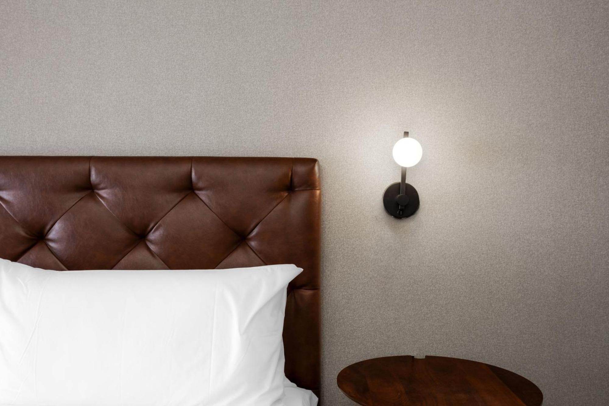 Four Points By Sheraton Kelowna Airport Extérieur photo