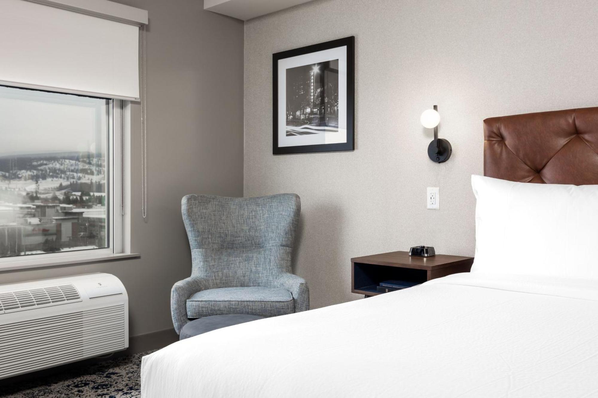 Four Points By Sheraton Kelowna Airport Extérieur photo