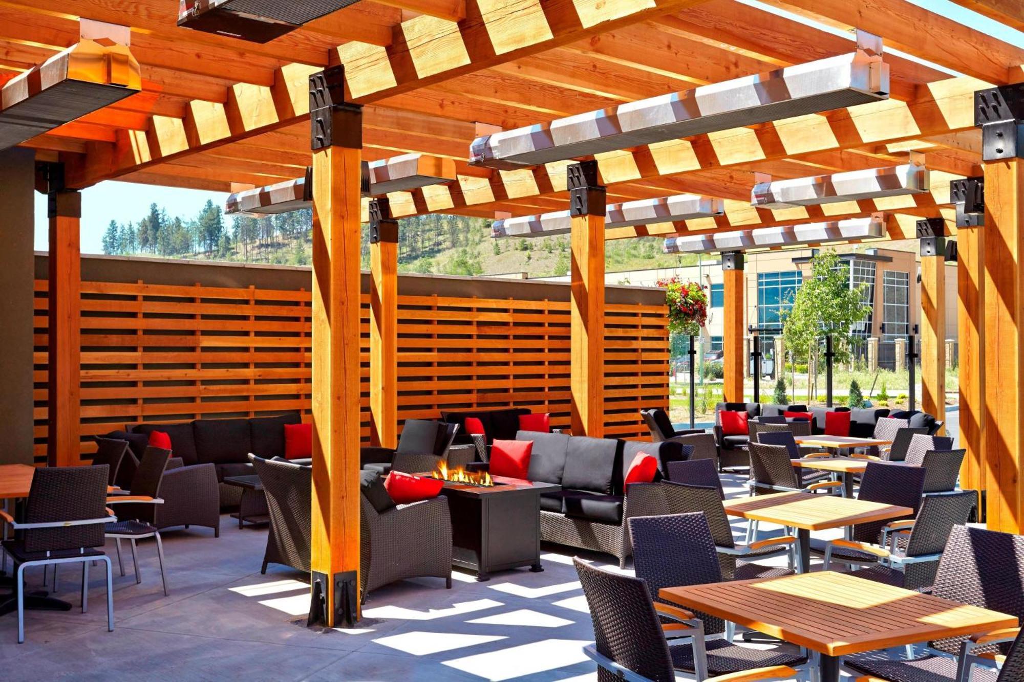Four Points By Sheraton Kelowna Airport Extérieur photo