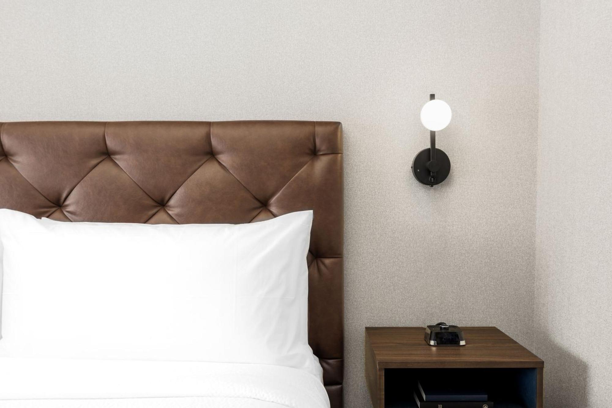 Four Points By Sheraton Kelowna Airport Extérieur photo